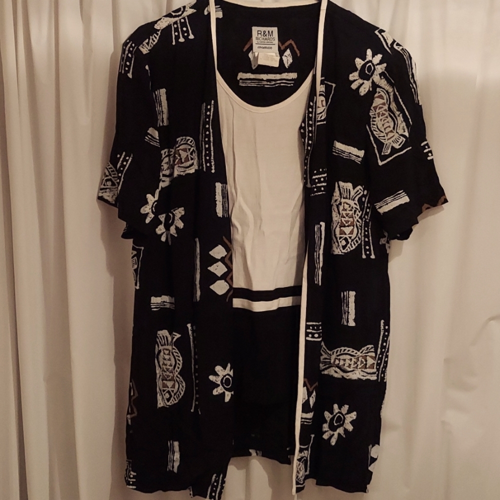 Unique, vintage style R&M Richard's formal top